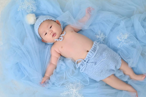 吕梁子宫内膜欠均匀已怀孕